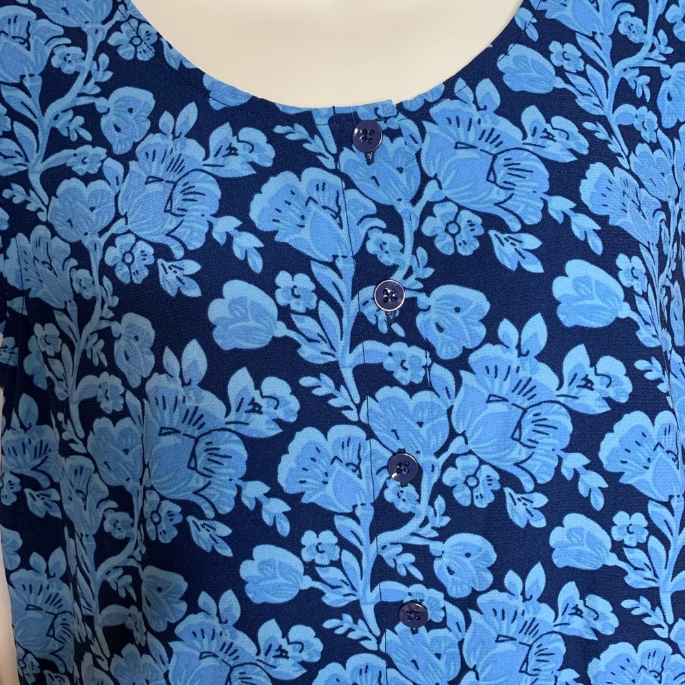 CAbi Women’s Blue Floral  Shift Dress Size Small - Picture 11 of 16